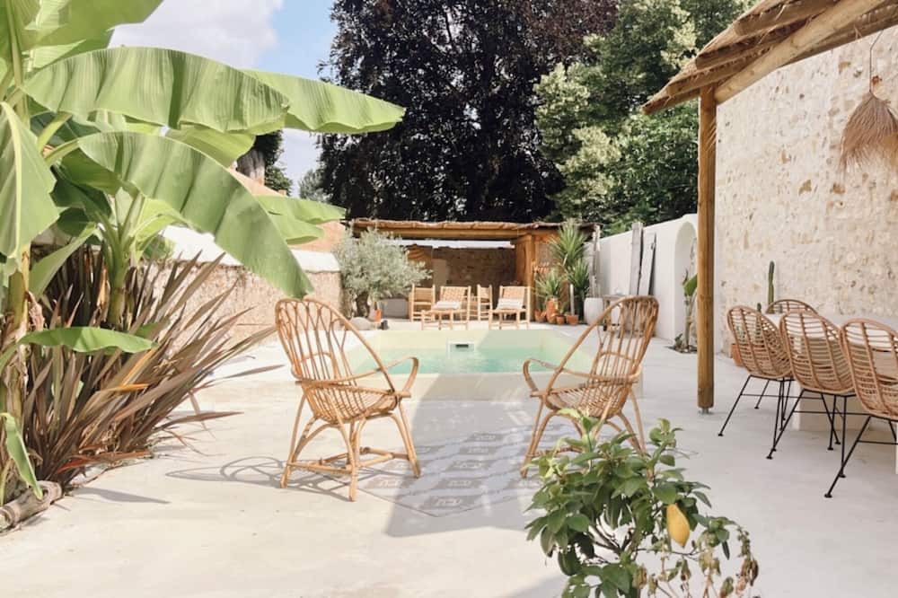 Photo of Outdoor in Descartes