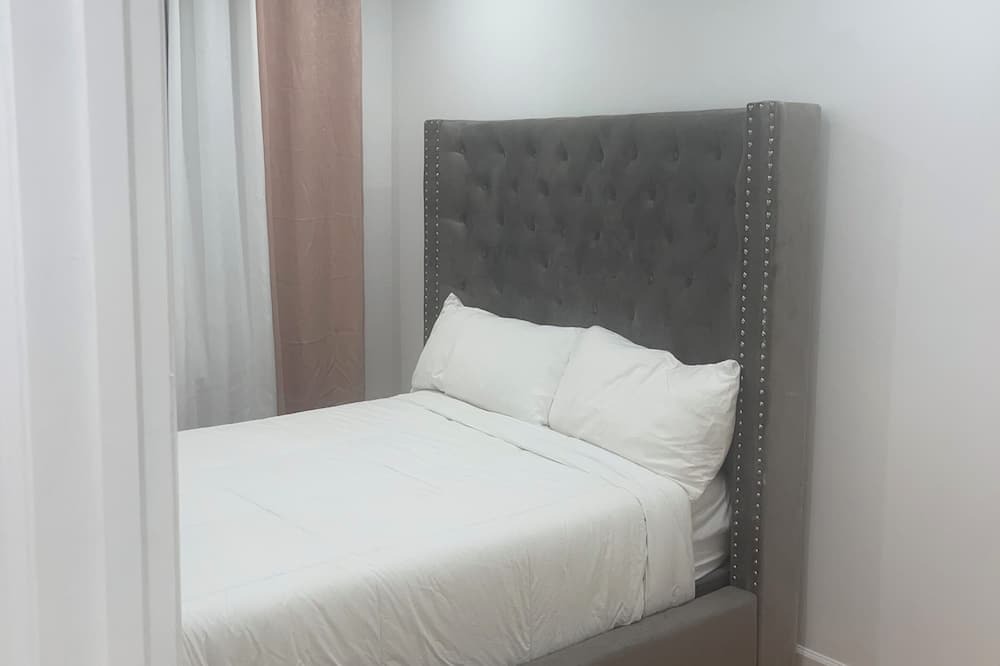 Photo of Bedroom in Williamsbridge