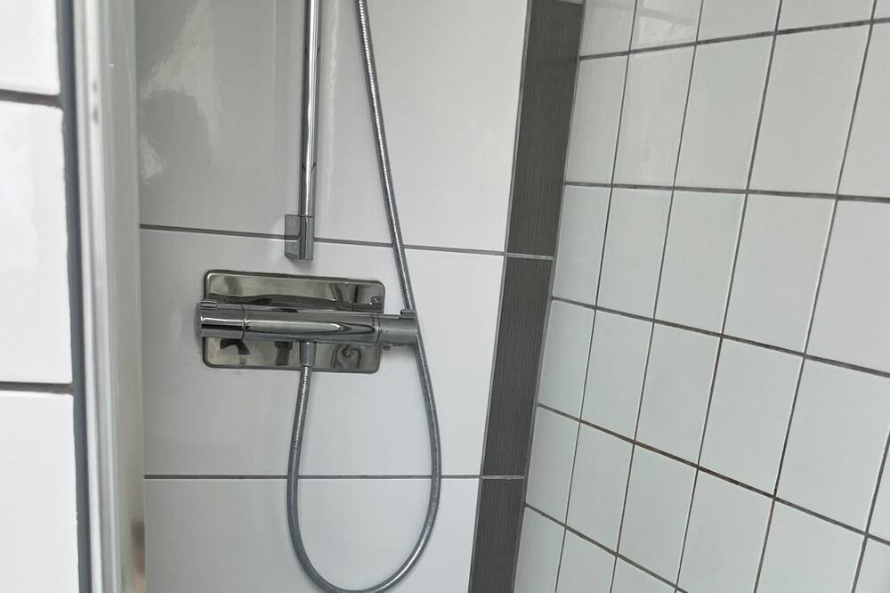 Photo of Bathroom in Laigne-en-Belin
