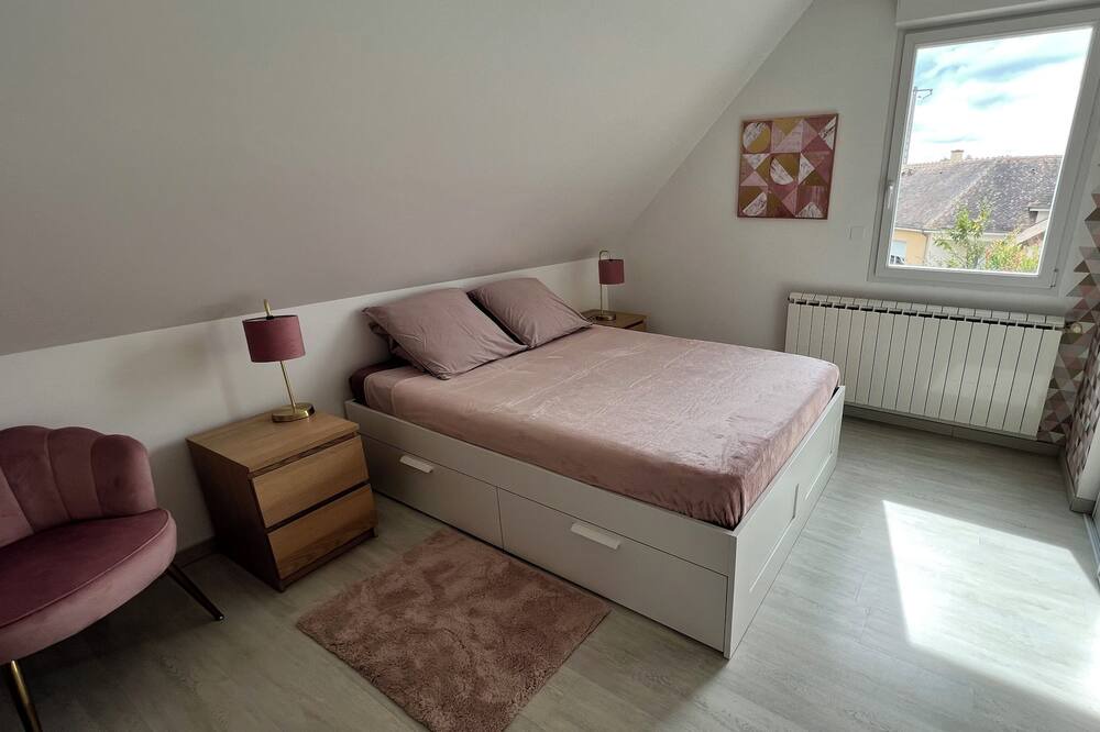 Photo of Bedroom in Laigne-en-Belin
