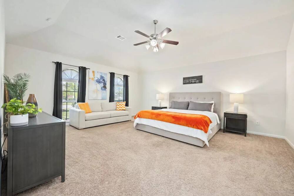 Photo of Bedroom in Manvel
