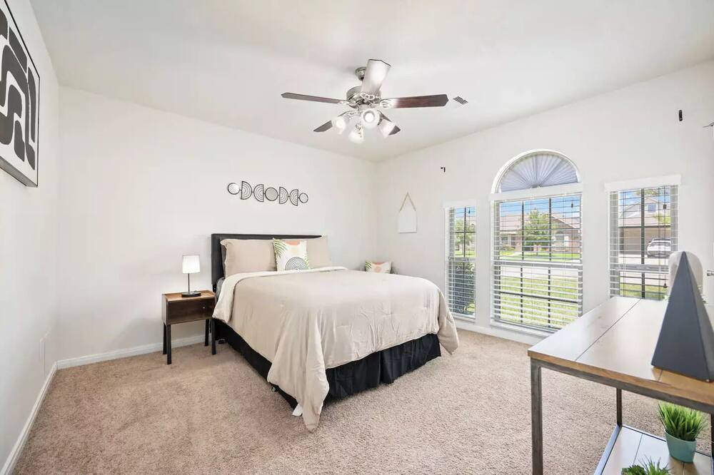 Photo of Bedroom in Manvel