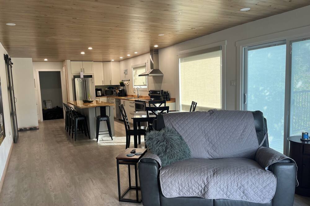 Photo of Livingroom in Pointe du Bois