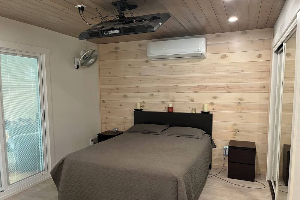 Photo of Bedroom in Pointe du Bois
