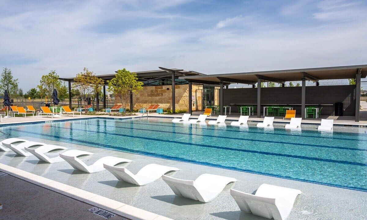 Photo of Outdoor in Aubrey