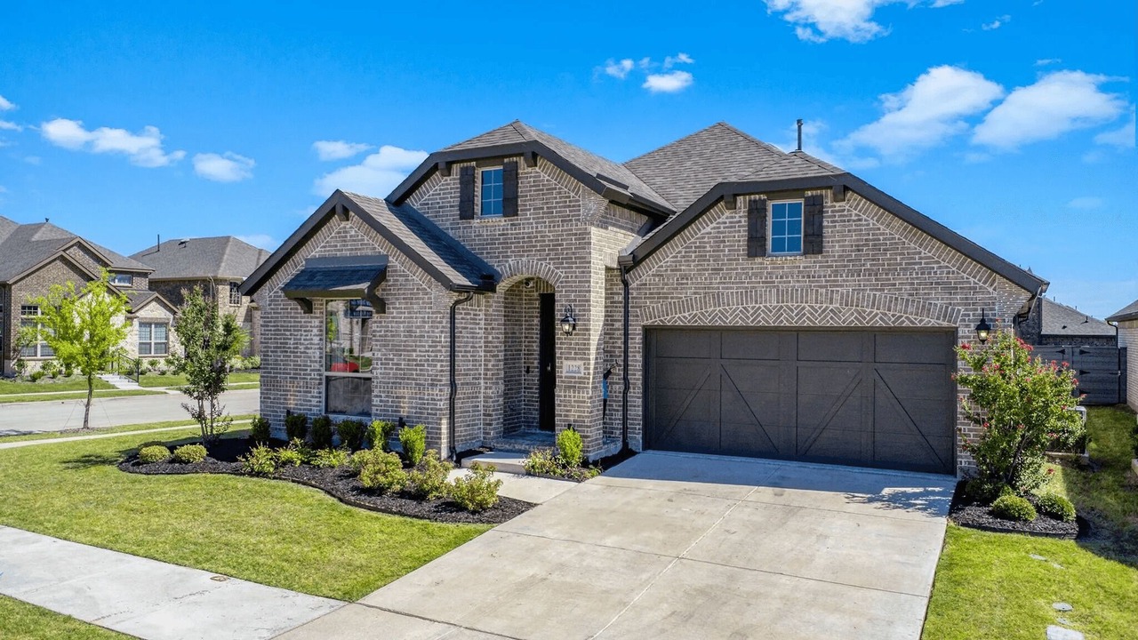 Photo of Outdoor in Aubrey