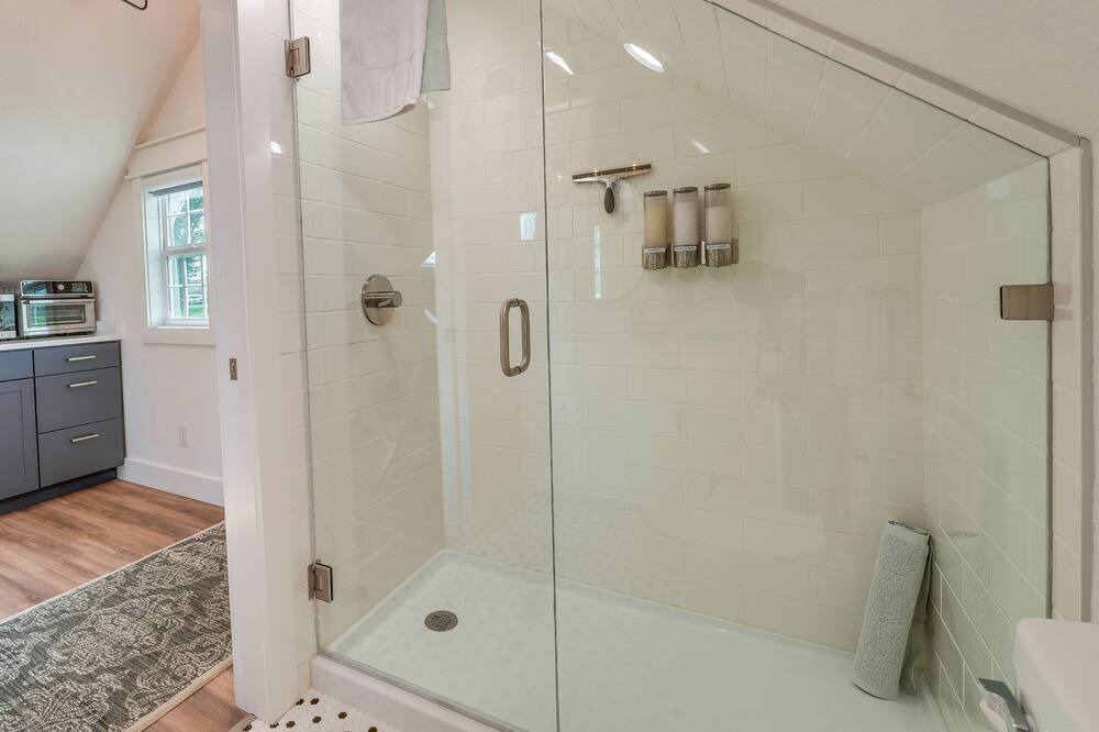 Photo of Bathroom in Ozark