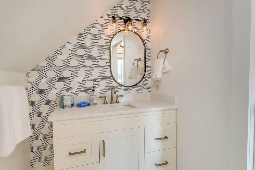 Photo of Bathroom in Ozark