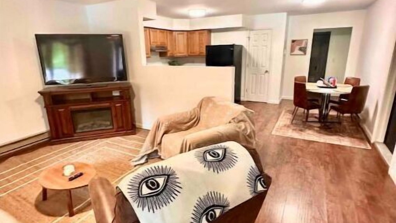 Photo of Livingroom in Newfield
