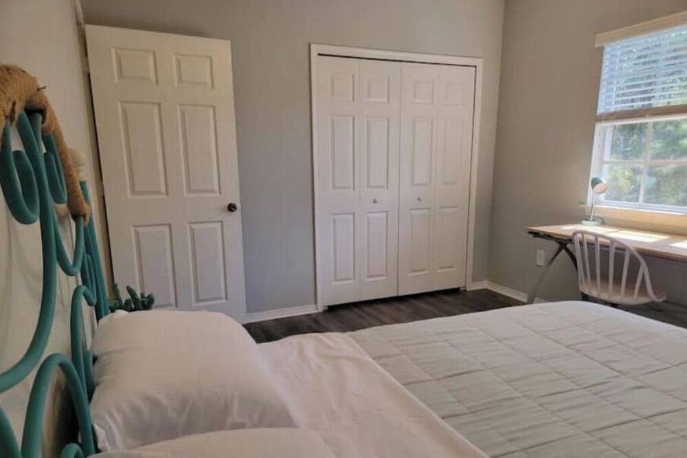 Photo of Bedroom in Thonotosassa
