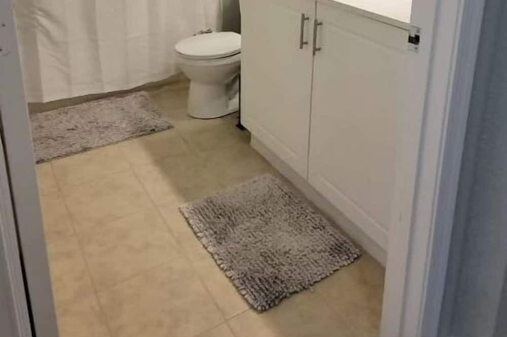 Photo of Bathroom in Thonotosassa