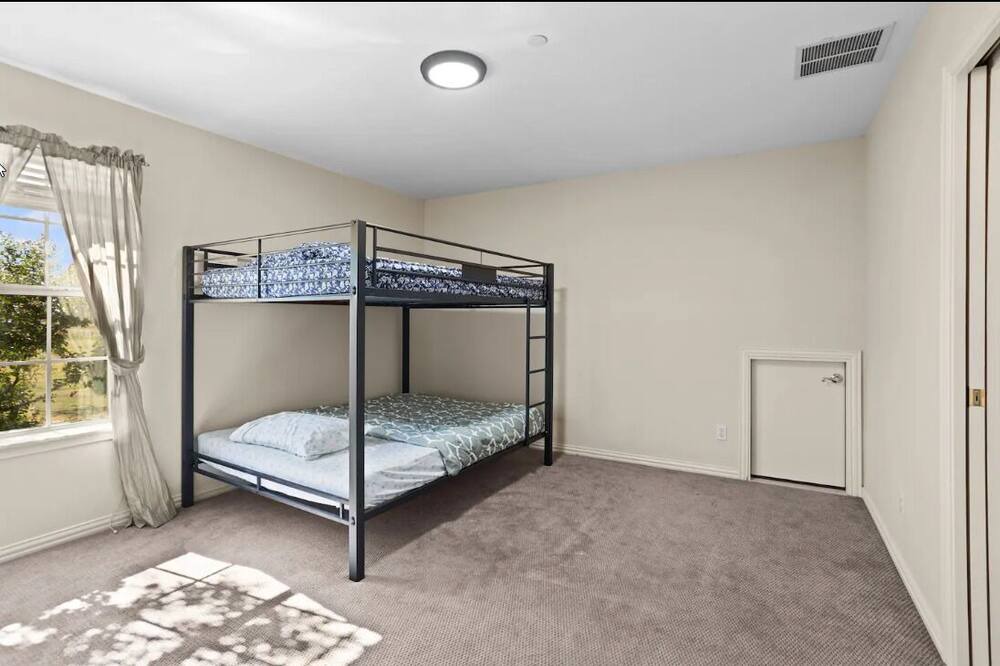 Photo of Bedroom in Fate