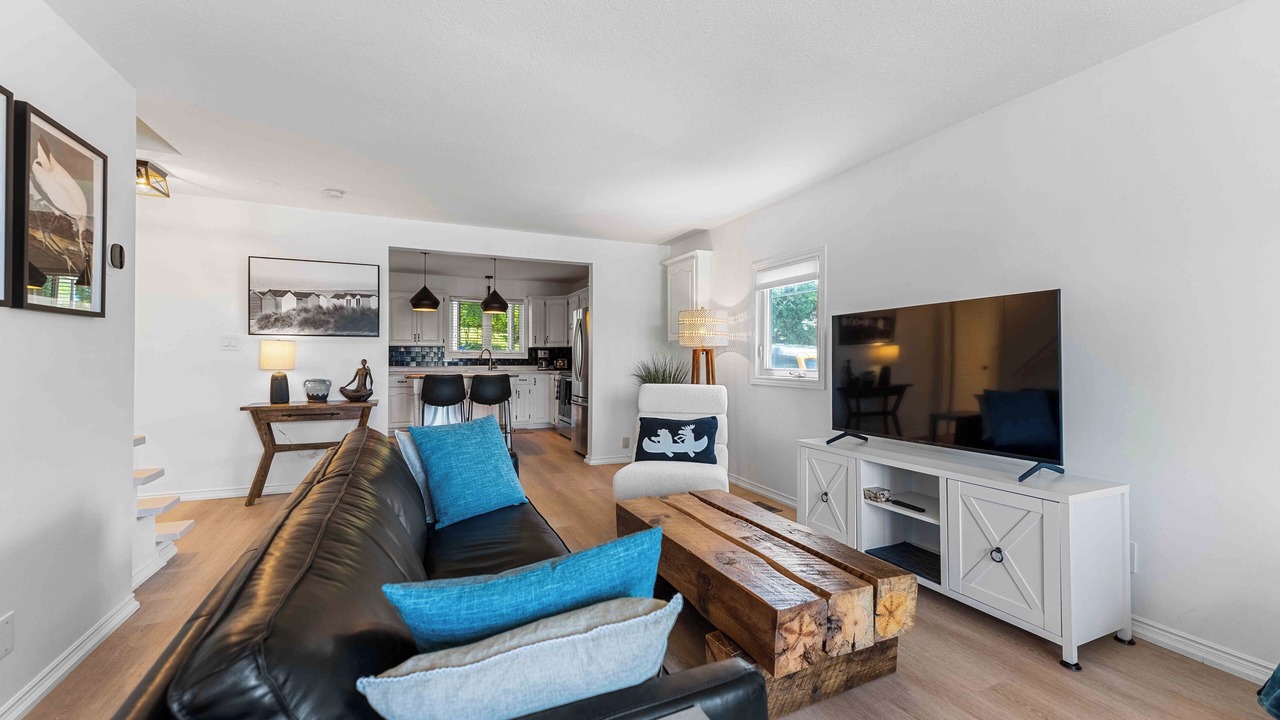 Photo of Livingroom in Penetanguishene