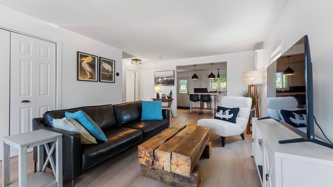 Photo of Livingroom in Penetanguishene