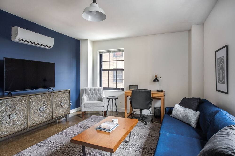 Photo of Livingroom in Uptown