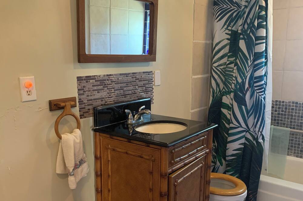 Photo of Bathroom in Edenton