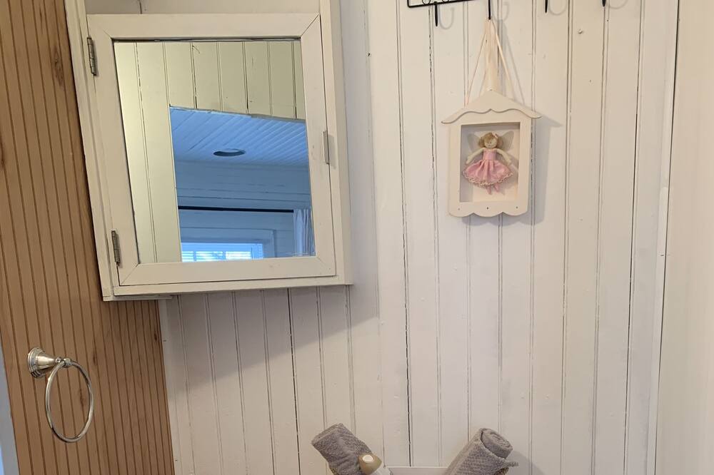 Photo of Bathroom in Edenton