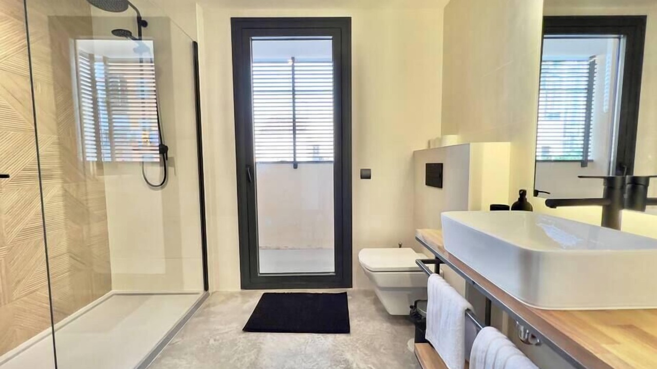 Photo of Bathroom in Almendrales