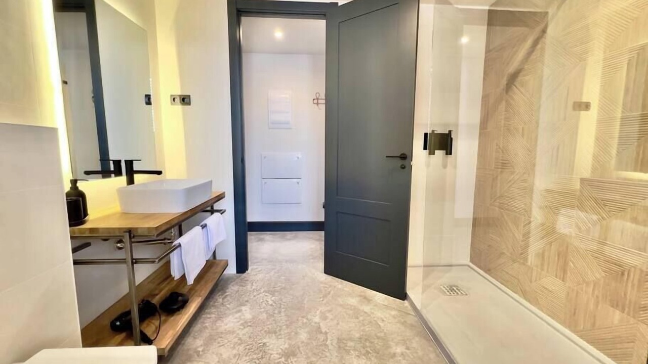 Photo of Bathroom in Almendrales