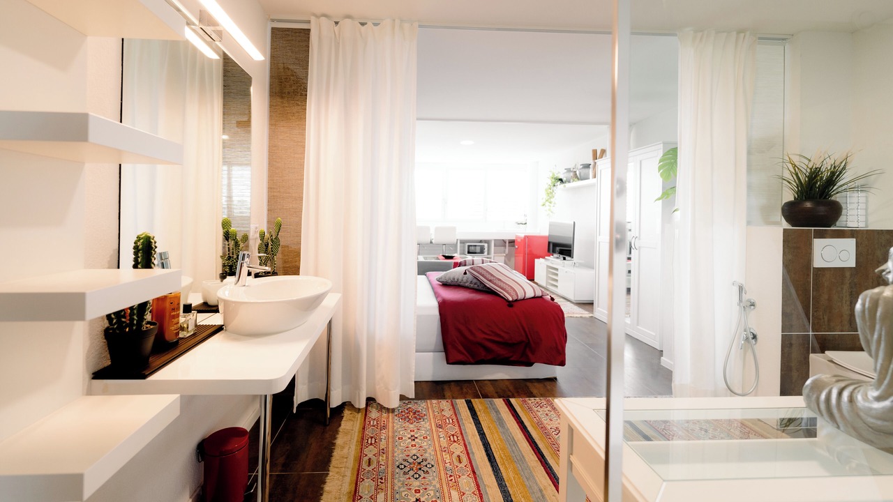 Photo of Bathroom in Rolle