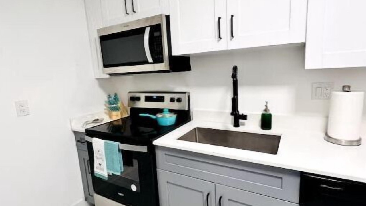Photo of Kitchen in West Little River
