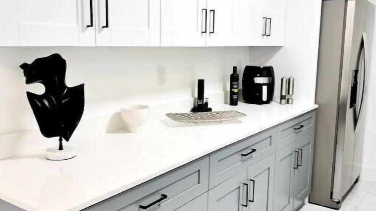Photo of Kitchen in West Little River