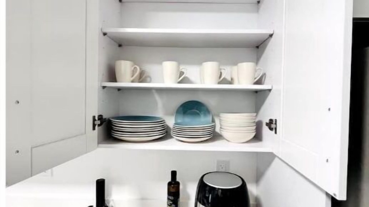 Photo of Kitchen in West Little River