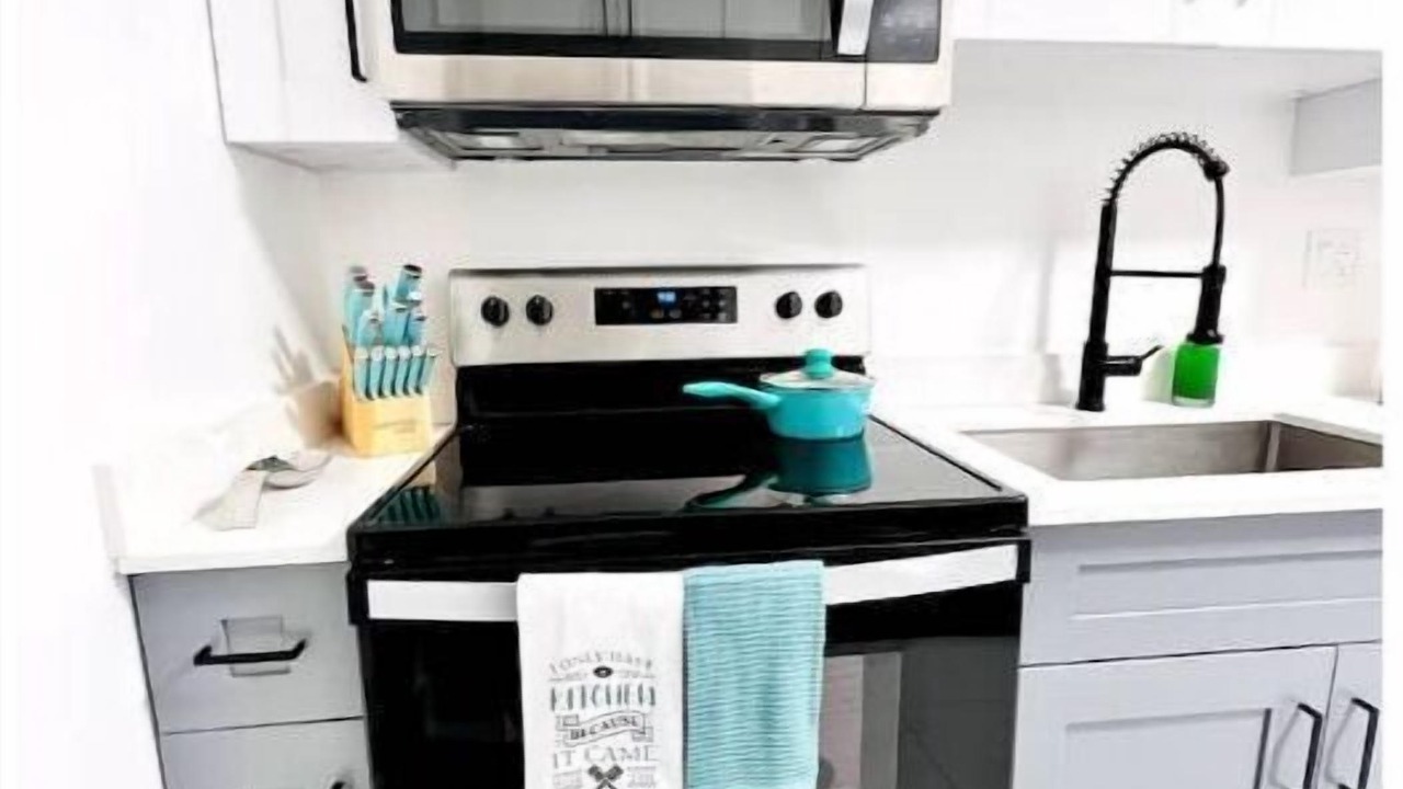 Photo of Kitchen in West Little River