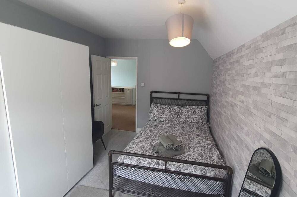 Photo of Others in Luton