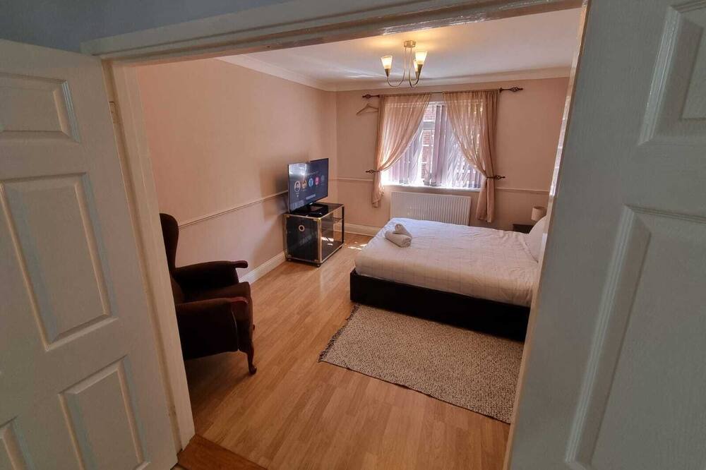 Photo of Bedroom in Luton