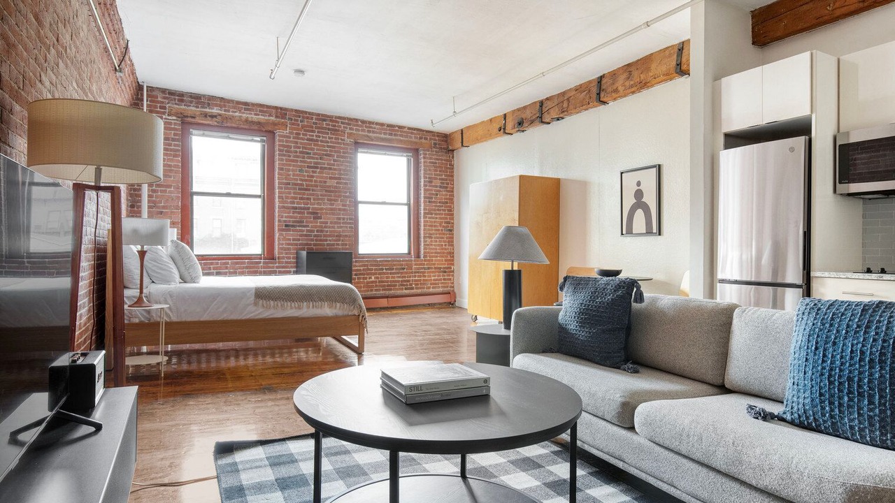 Photo of Livingroom in South End