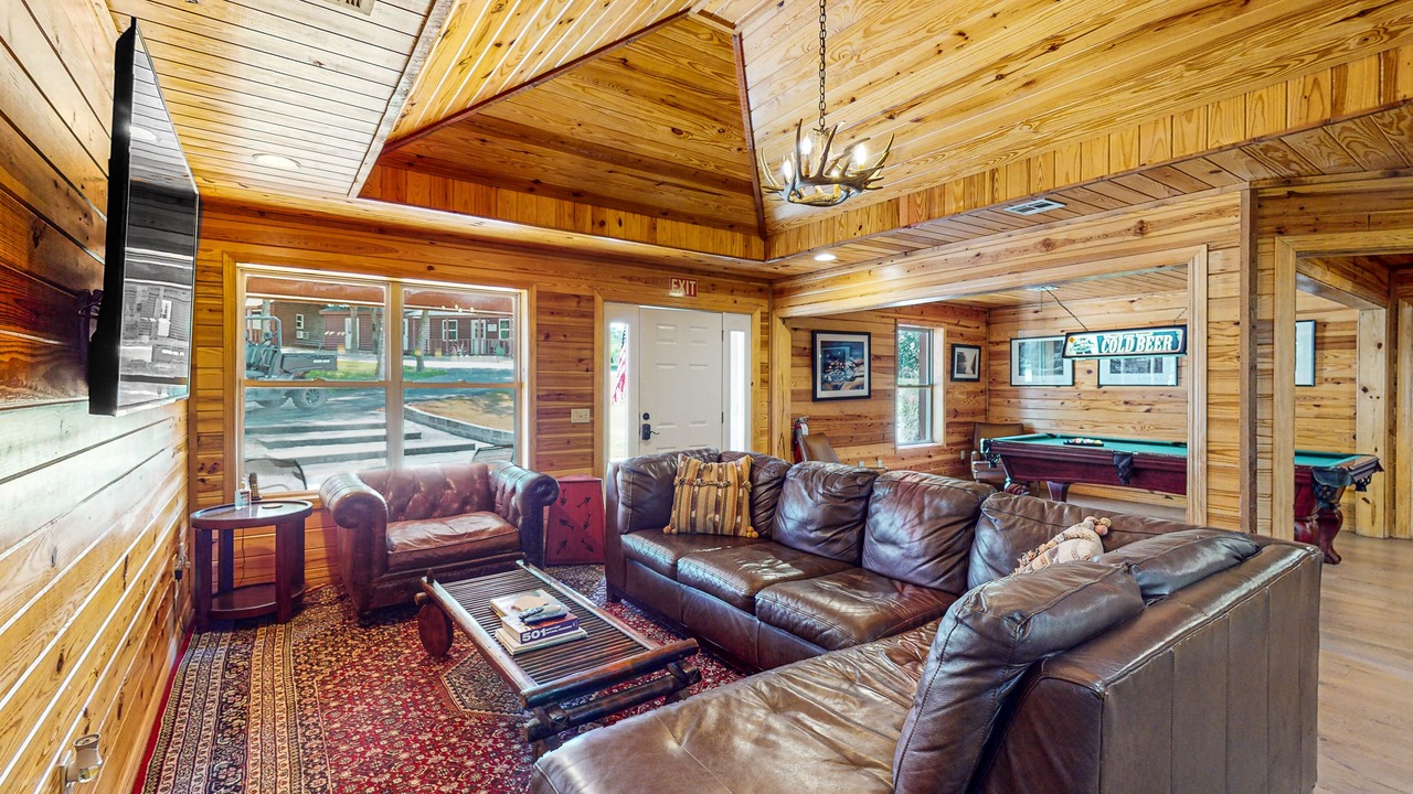 Photo of Livingroom in Maysville