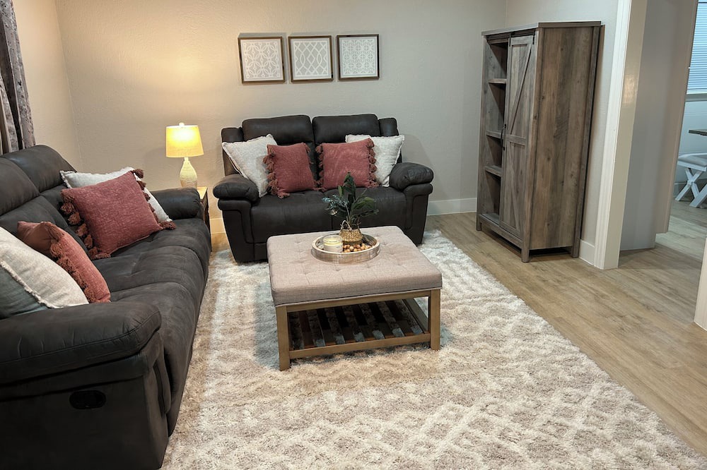 Photo of Livingroom in Perryton