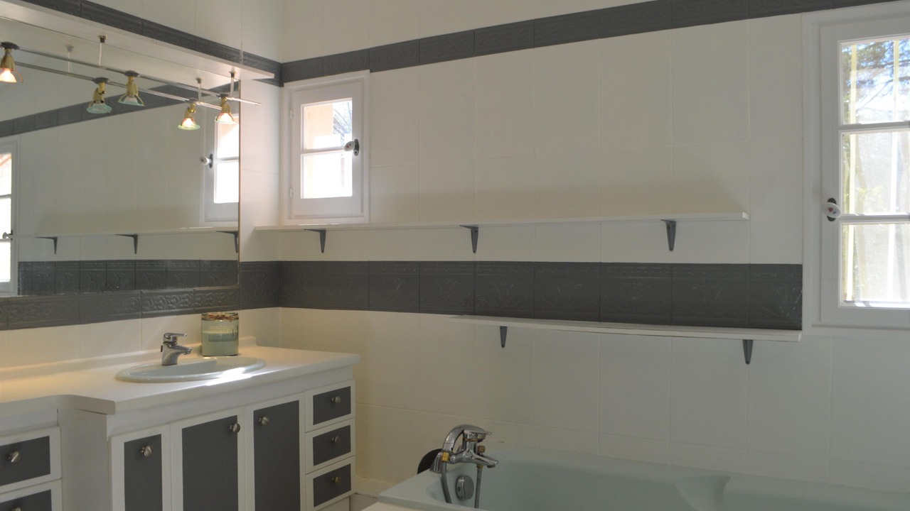 Photo of Others in Figanieres