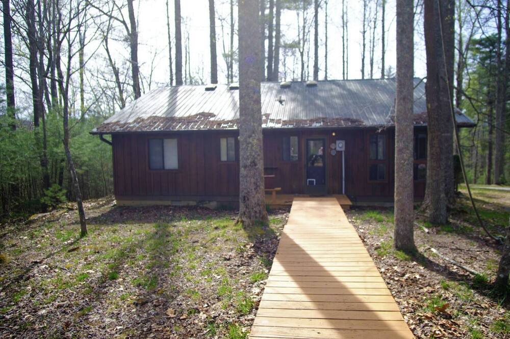 Photo of Outdoor in Hendersonville