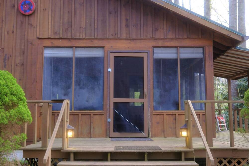 Photo of Patio Balcony in Hendersonville