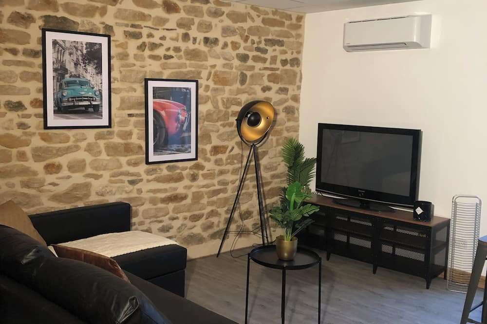 Photo of Livingroom in Digoin