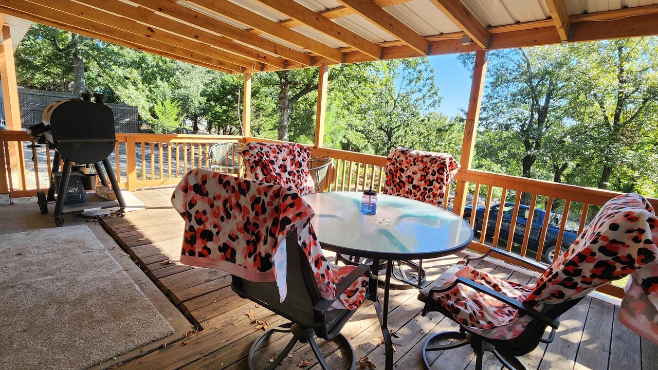 Photo of Patio Balcony in Canadian