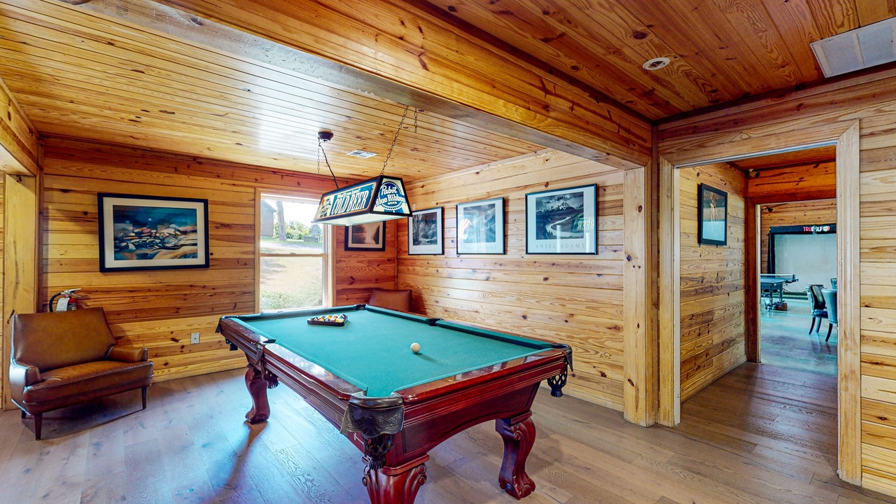 Photo of Bedroom in Maysville