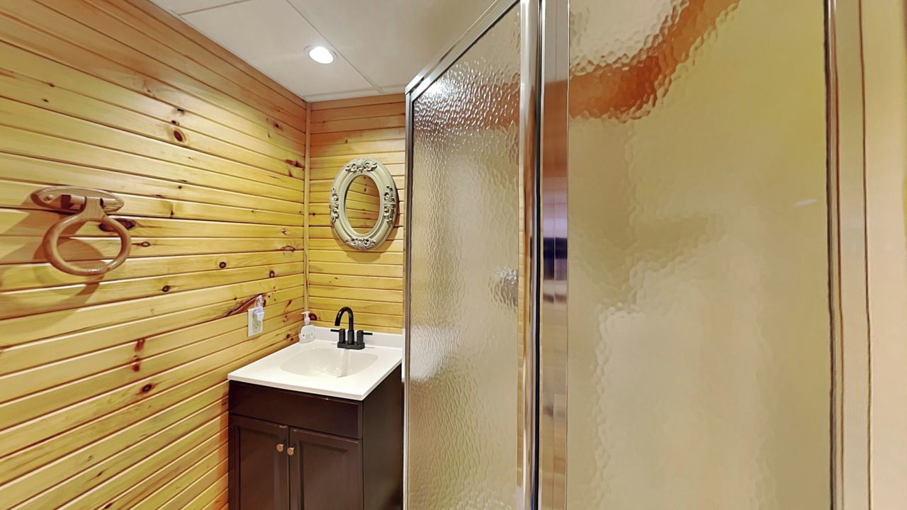 Photo of Others in Crellin