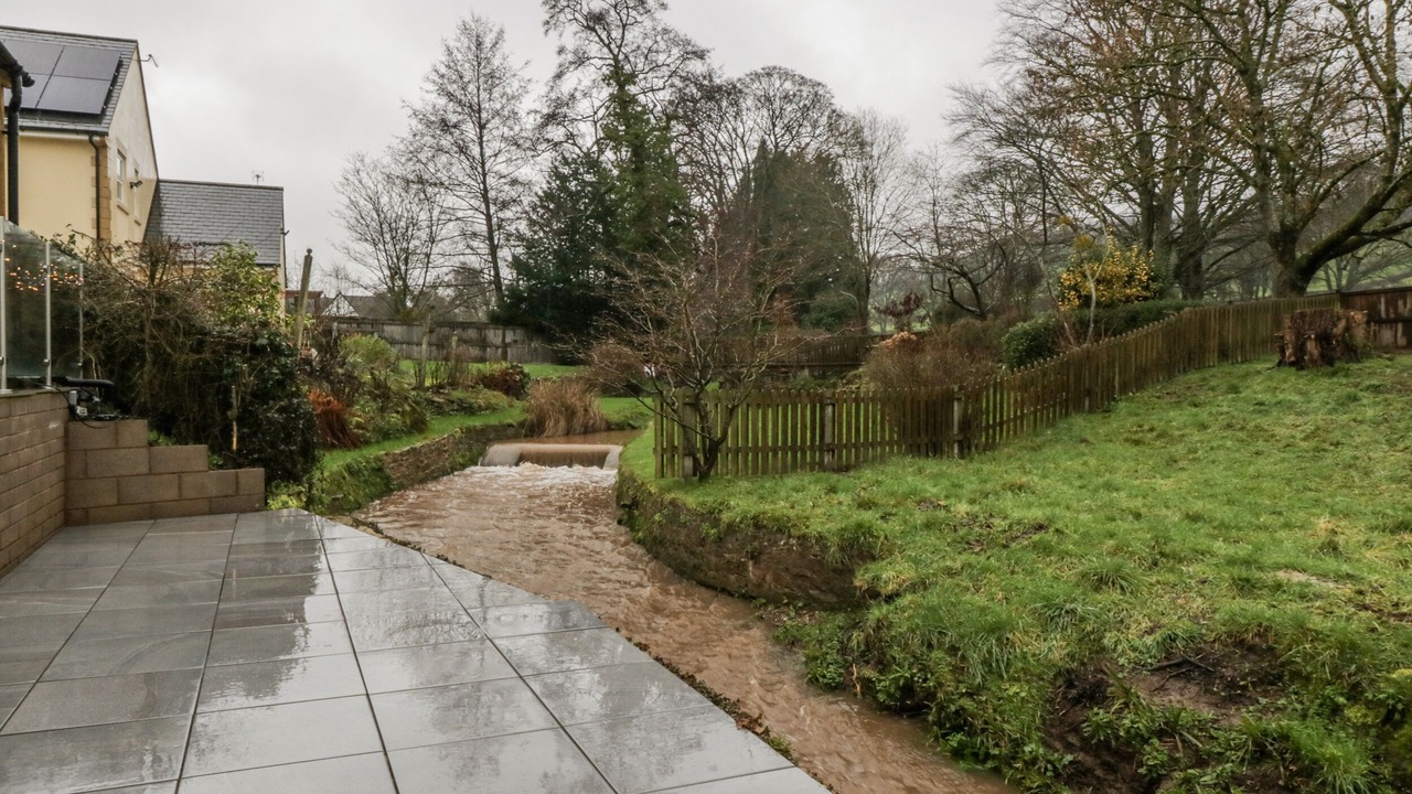 Photo of Outdoor in Longhope