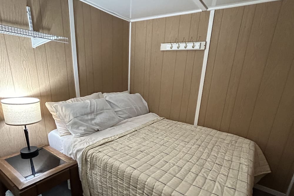 Photo of Bedroom in Starkville