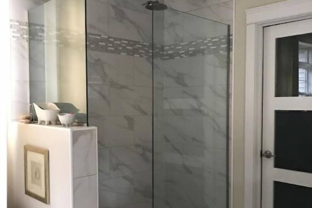 Photo of Bathroom in Morell