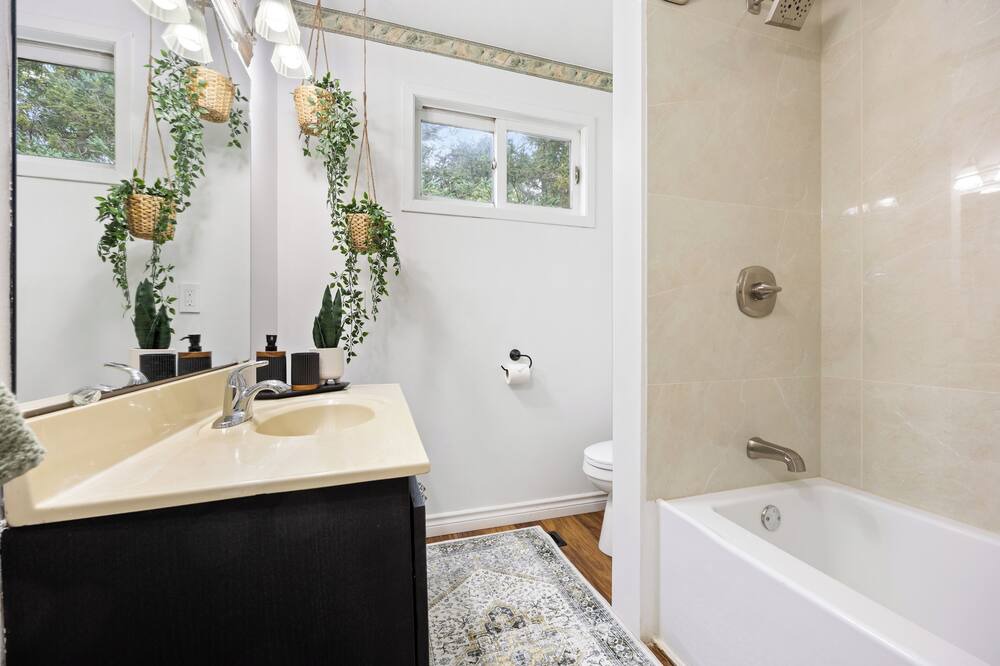 Photo of Bathroom in Richmond Hill