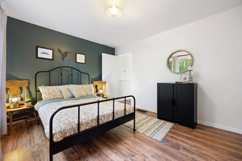 Photo of Bedroom in Richmond Hill