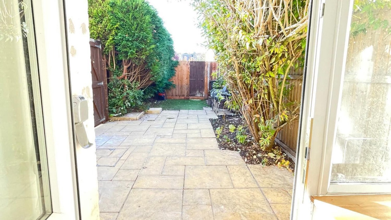 Photo of Others in Arbury