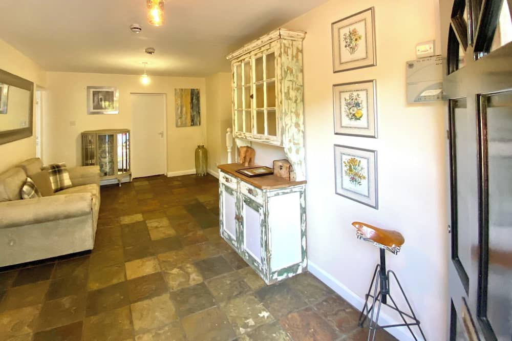 Photo of Others in Fifield