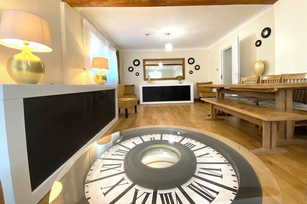 Photo of Others in Fifield