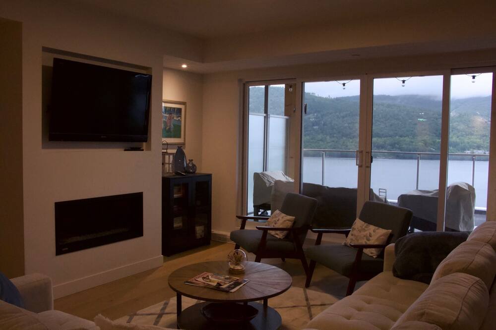 Photo of Livingroom in Mont-Tremblant
