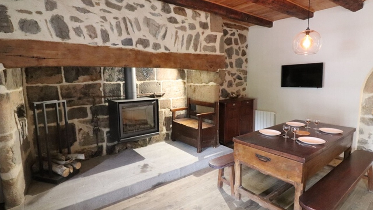 Photo of Others in Saint-Jacques-des-Blats